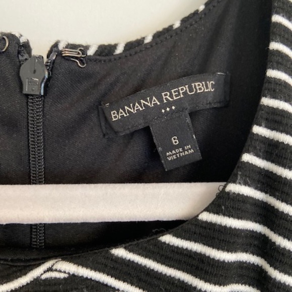 Banana Republic Dress 6 - Picture 3 of 4